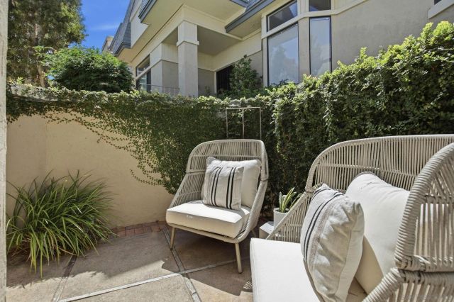 7965 Caminito Del Cid, La Jolla, CA 92037