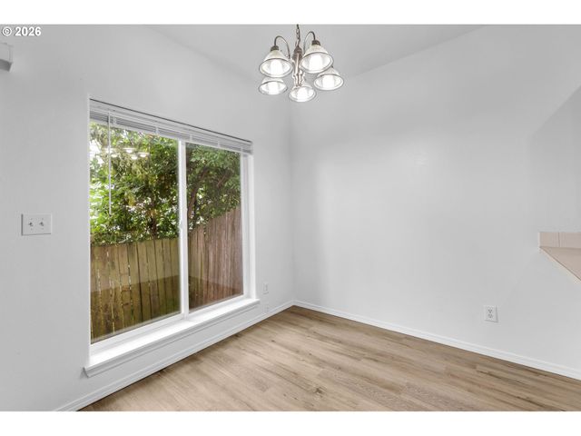 6103 Ne 33RD Cir, Vancouver, WA 98661