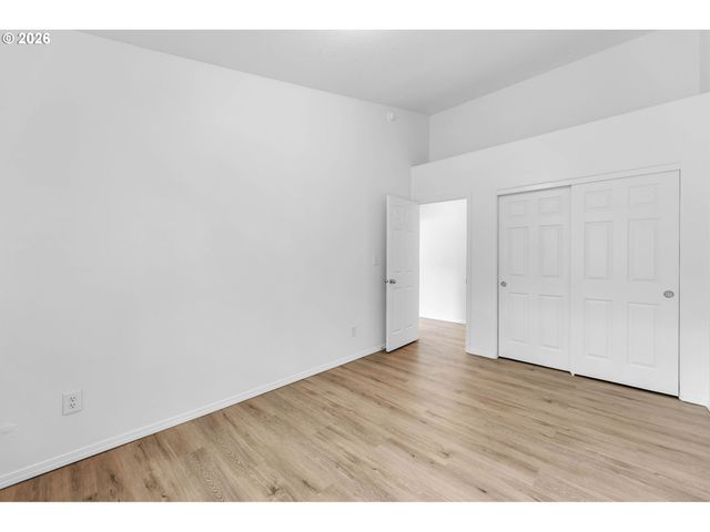 6103 Ne 33RD Cir, Vancouver, WA 98661