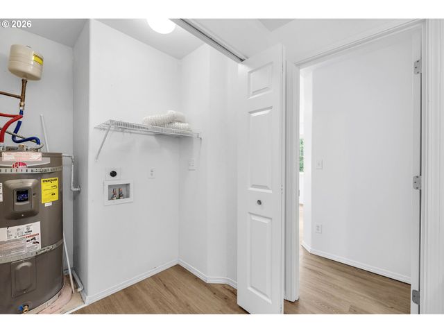 6103 Ne 33RD Cir, Vancouver, WA 98661