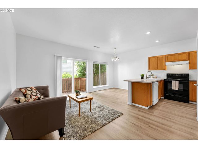 6103 Ne 33RD Cir, Vancouver, WA 98661