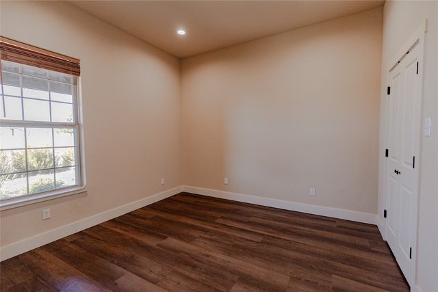 1433 County Road 1180, Decatur, TX 76234