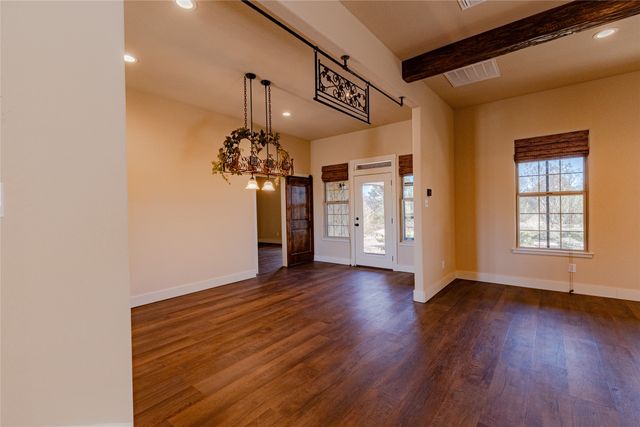 1433 County Road 1180, Decatur, TX 76234