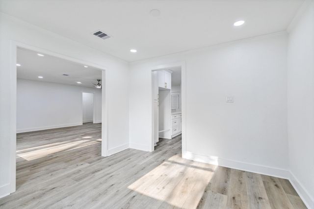 18111 Barbuda Lane, Houston, TX 77058