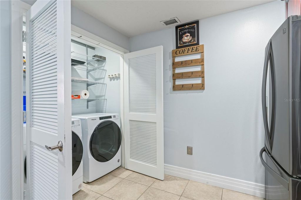 Image 16 of property listing at 1108 N FRANKLIN STREET 707, Tampa, FL 33602