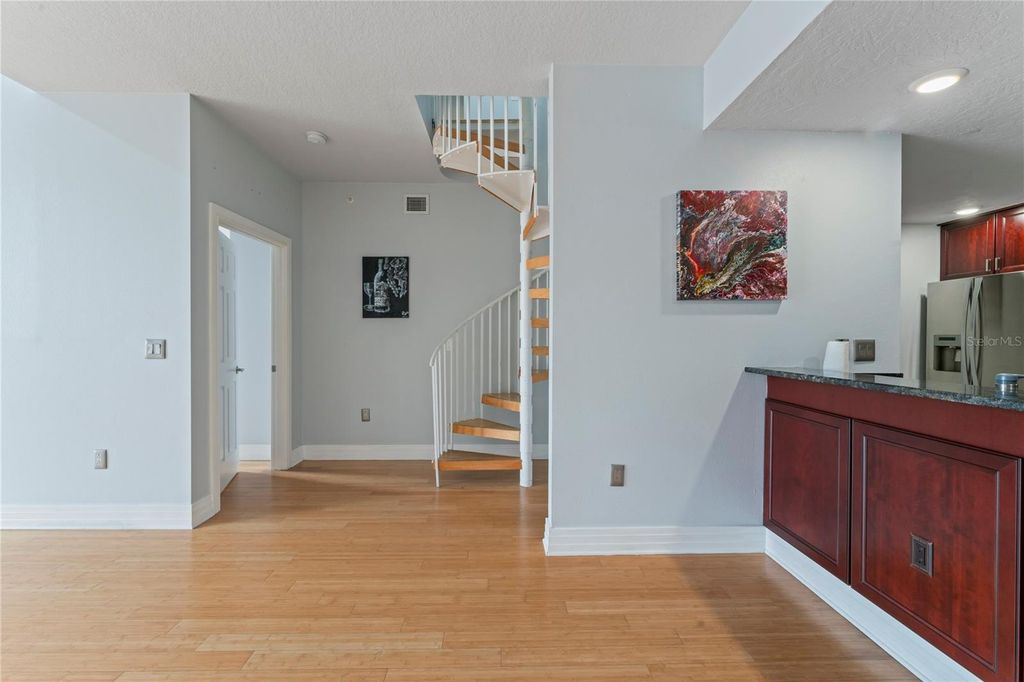 Image 18 of property listing at 1108 N FRANKLIN STREET 707, Tampa, FL 33602