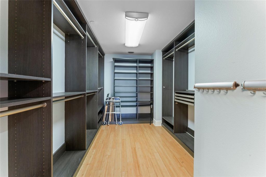 Image 7 of property listing at 1108 N FRANKLIN STREET 707, Tampa, FL 33602