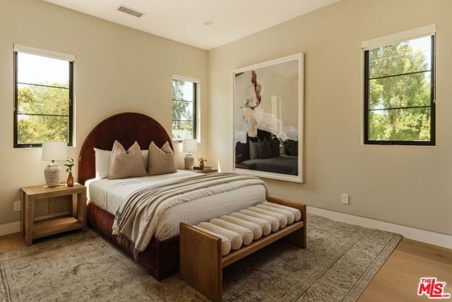4554 Wortser Avenue, Studio City, CA 91604