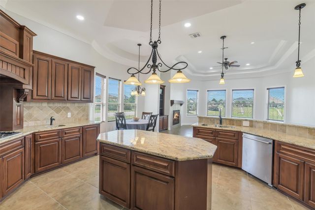 11656 Renaissance Drive, Montgomery, TX 77356