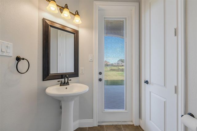 11656 Renaissance Drive, Montgomery, TX 77356