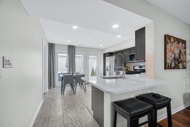 1825 Dogwood Court, Crown Point, IN 46307