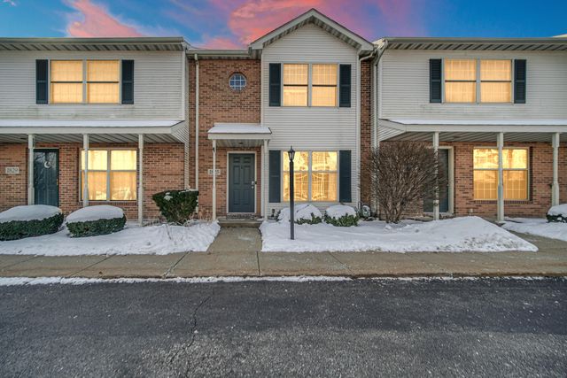 1825 Dogwood Court, Crown Point, IN 46307