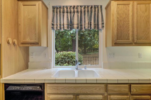 107 Egret Pl, Grass Valley, CA 95945