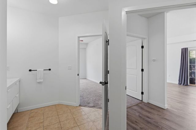 4132 Vernon Avenue S A104, Saint Louis Park, MN 55416