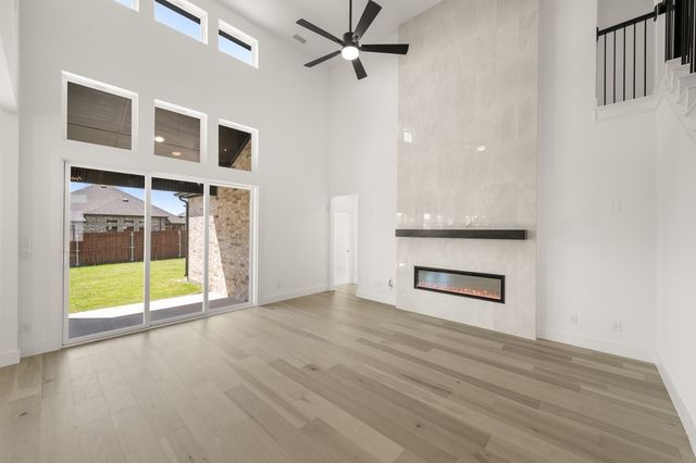 3718 Milwaukee Avenue, Midlothian, TX 76065