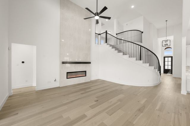 3718 Milwaukee Avenue, Midlothian, TX 76065