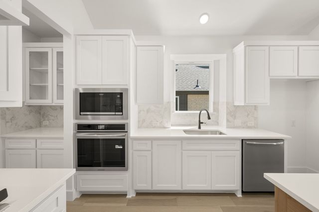 3718 Milwaukee Avenue, Midlothian, TX 76065