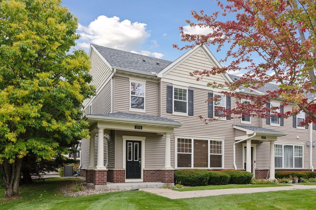 2574 136th Street W 102, Rosemount, MN 55068