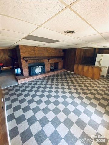 2405 Forrestbrook Drive, Kannapolis, NC 28083