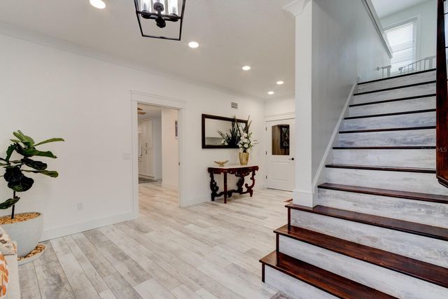 1480 LAKEVIEW DRIVE, Deland, FL 32720