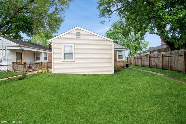 12529 S Loomis Street, Calumet Park, IL 60827