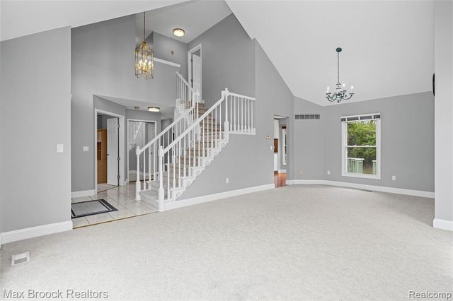 39456 Squire Road, Novi, MI 48375