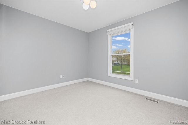 39456 Squire Road, Novi, MI 48375