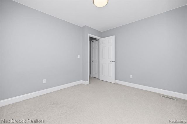 39456 Squire Road, Novi, MI 48375