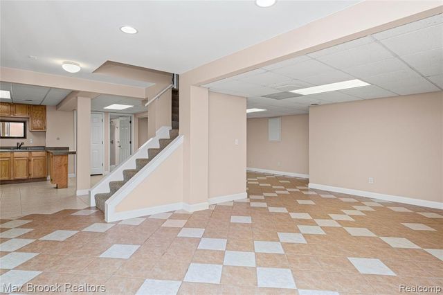 39456 Squire Road, Novi, MI 48375