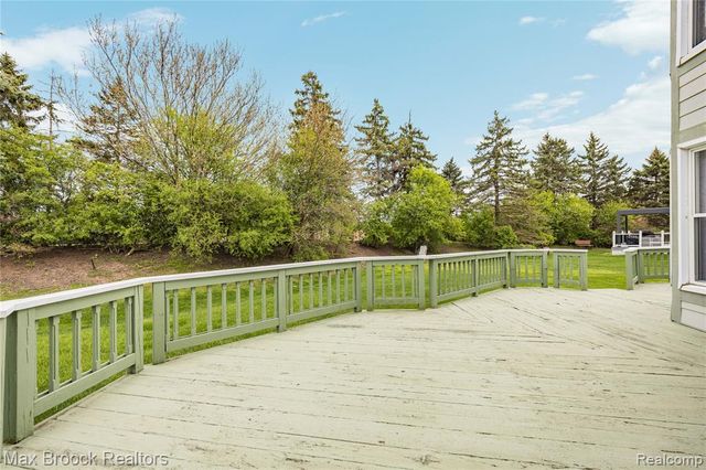 39456 Squire Road, Novi, MI 48375