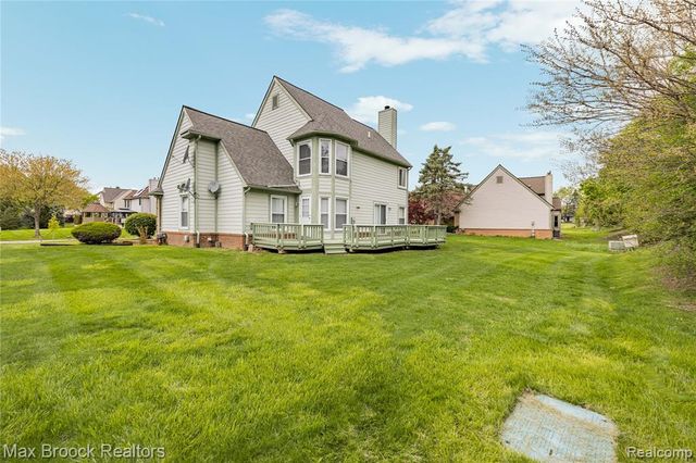 39456 Squire Road, Novi, MI 48375
