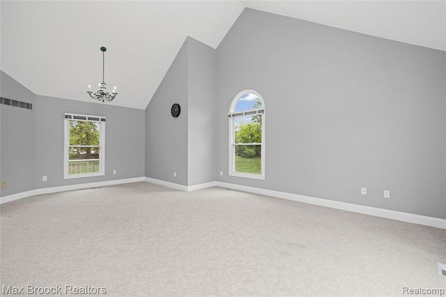 39456 Squire Road, Novi, MI 48375