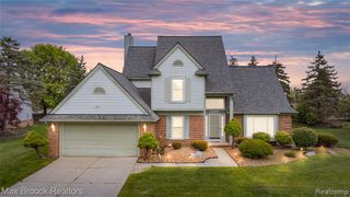 39456 Squire Road, Novi, MI 48375