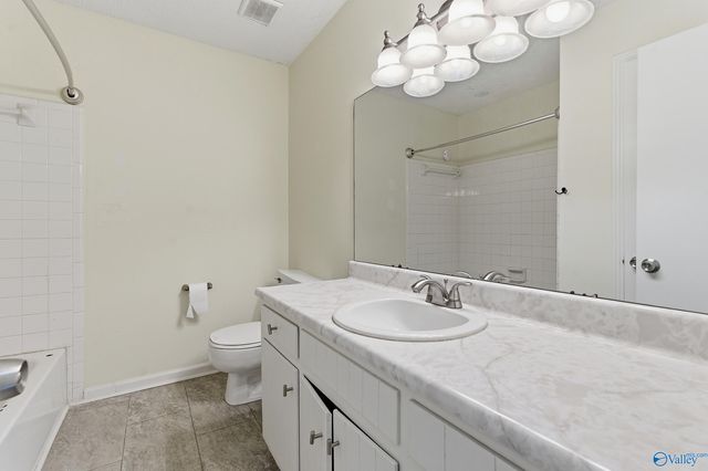 11303 SW Mountaincrest Drive SE, Huntsville, AL 35803