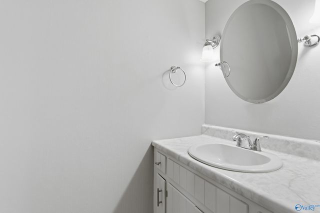 11303 SW Mountaincrest Drive SE, Huntsville, AL 35803