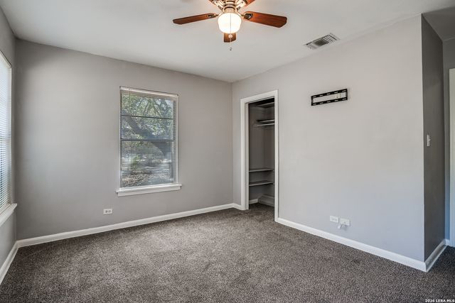 102 KRAMERIA DR, Castle Hills, TX 78213
