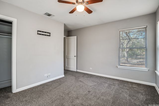 102 KRAMERIA DR, Castle Hills, TX 78213