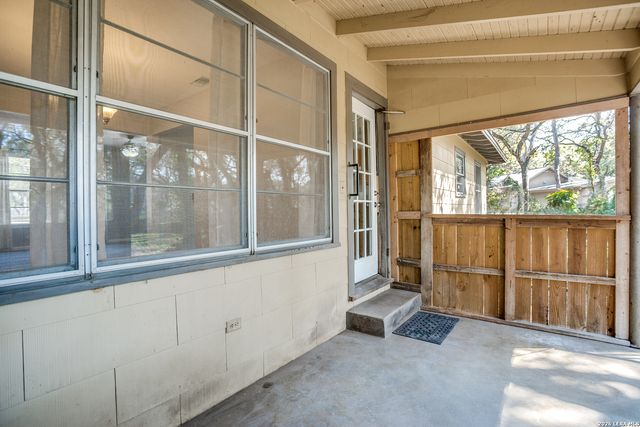 102 KRAMERIA DR, Castle Hills, TX 78213