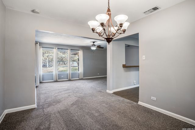 102 KRAMERIA DR, Castle Hills, TX 78213
