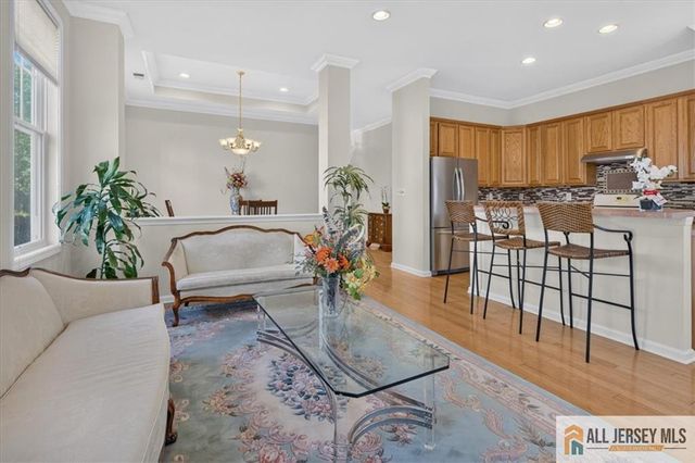 4 Spraul Lane, Cranbury, NJ 08512