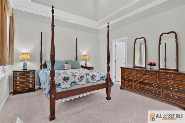 4 Spraul Lane, Cranbury, NJ 08512