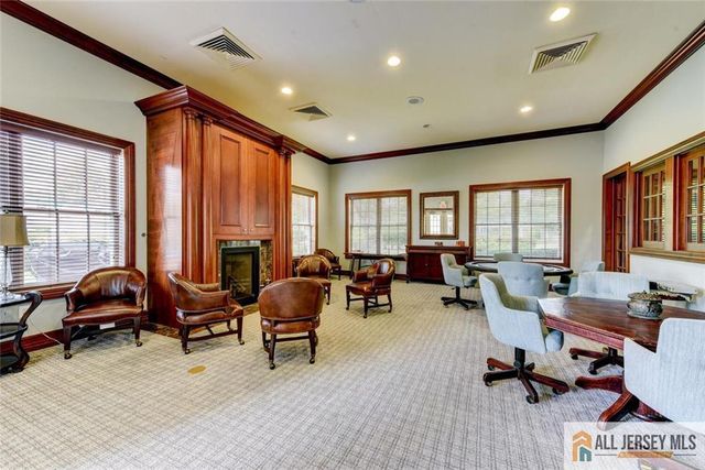 4 Spraul Lane, Cranbury, NJ 08512
