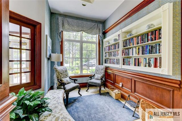 4 Spraul Lane, Cranbury, NJ 08512