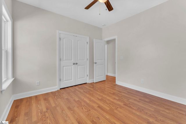 5138 N Old Laurens Road, Gray Court, SC 29645