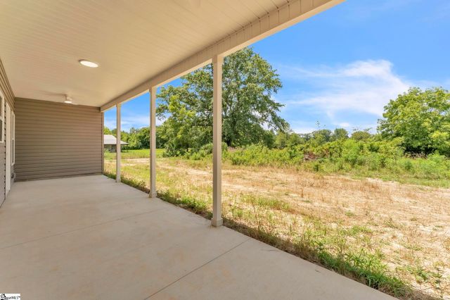 5138 N Old Laurens Road, Gray Court, SC 29645