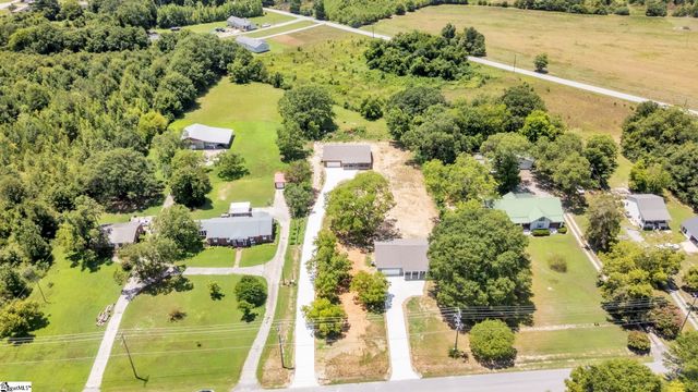 5138 N Old Laurens Road, Gray Court, SC 29645