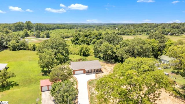 5138 N Old Laurens Road, Gray Court, SC 29645