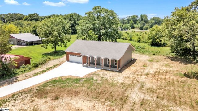 5138 N Old Laurens Road, Gray Court, SC 29645