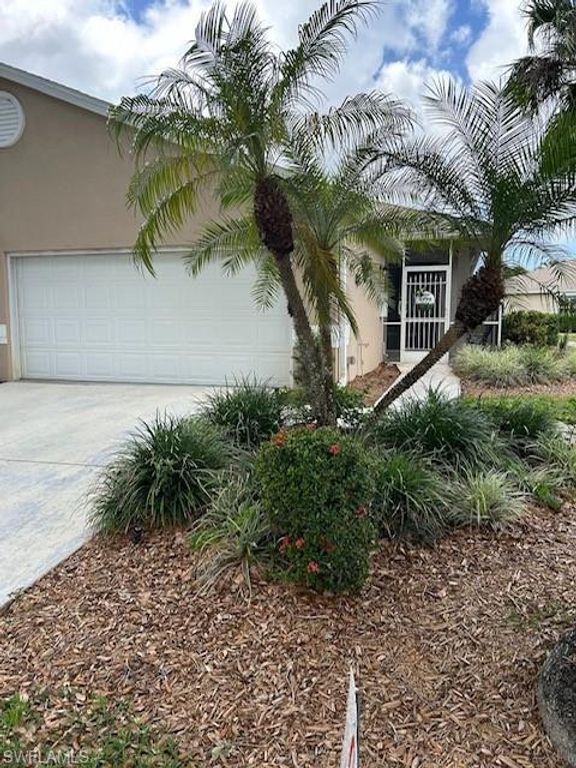 20708 Country Barn DR, Estero, FL 33928