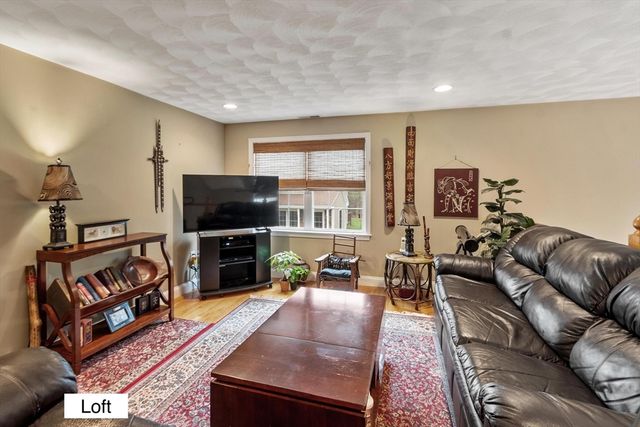 53 Baldwin Rd 1003, Billerica, MA 01821